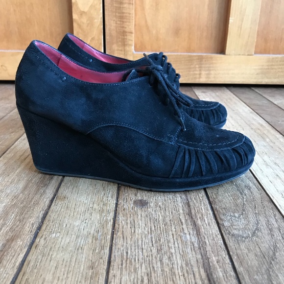 pas de rouge Shoes - Pas de rouge black steam punk suede lace up wedges